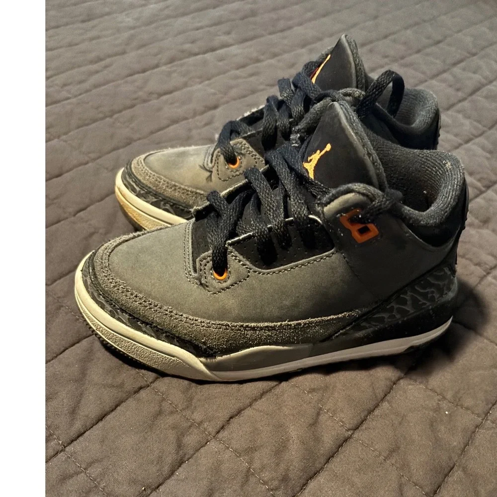 Jordan 3 Retro Fear Pack‎ Toddler Sneakers Grey Orange Black 441142-017